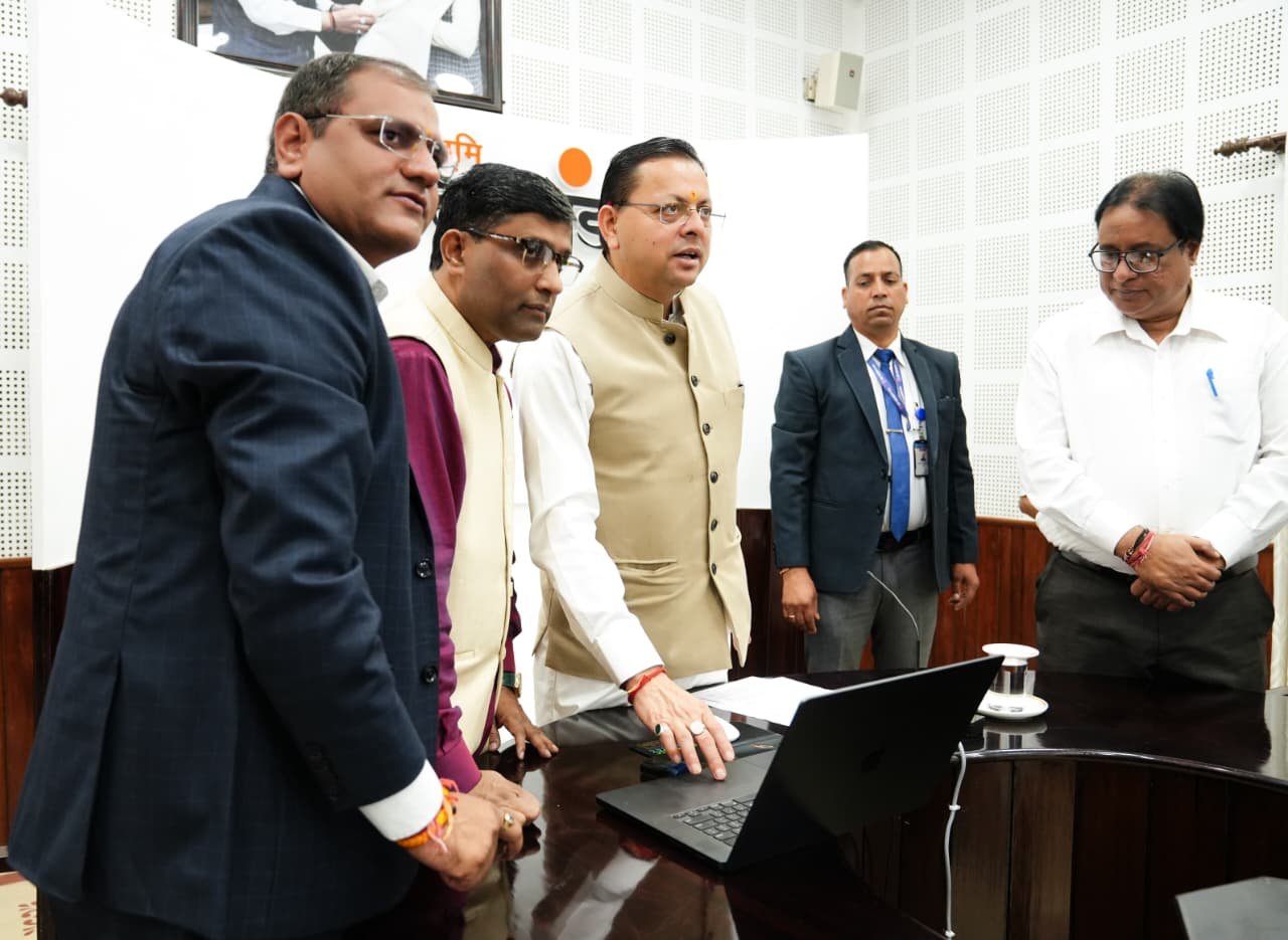 मुख्यमंत्री ने गढ़वाली, कुमाऊँनी और जौनसारी लोकभाषाओं के वॉइस कलेक्शन पोर्टल का किया शुभारंभ